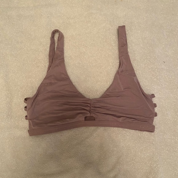 Lulu Bra - Picture 1 of 4